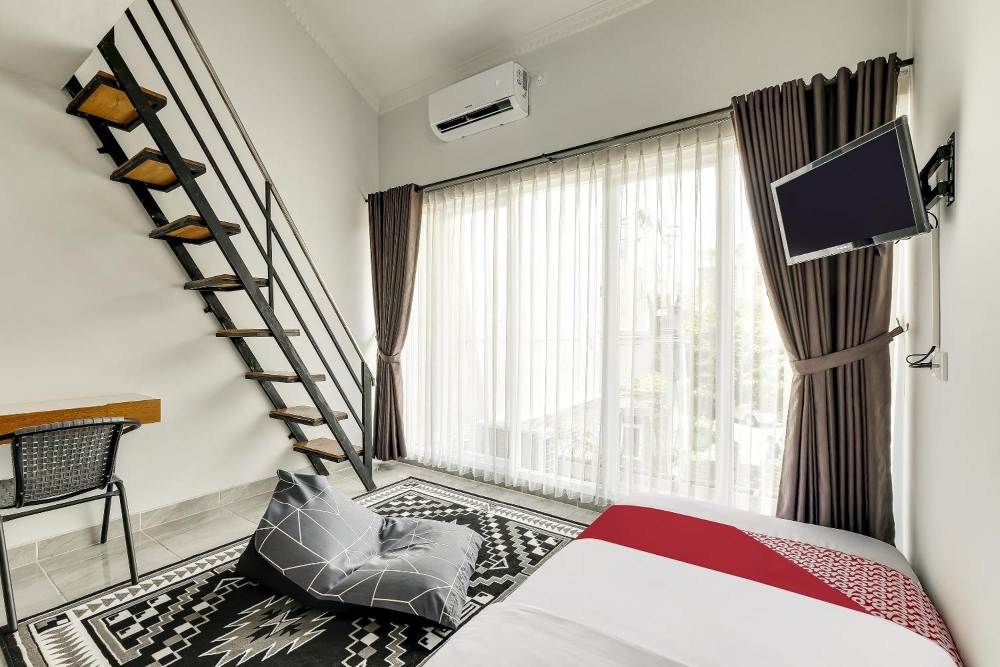 Super Oyo Capital O 90983 Harmony Easy Stay Maguwo Εξωτερικό φωτογραφία