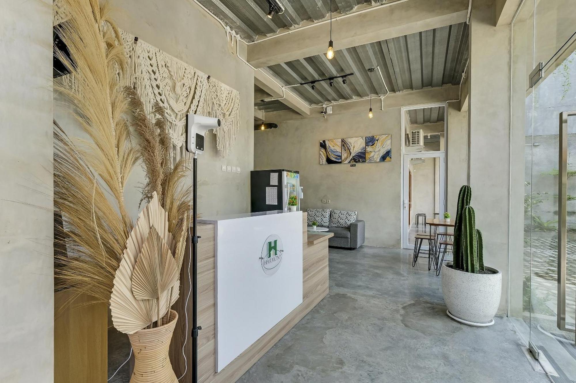 Super Oyo Capital O 90983 Harmony Easy Stay Maguwo Εξωτερικό φωτογραφία